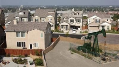 Residential oil well